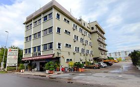 Lotus Inn